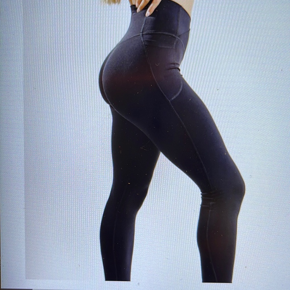 Brand new, never worn Astoria Activewear leggings